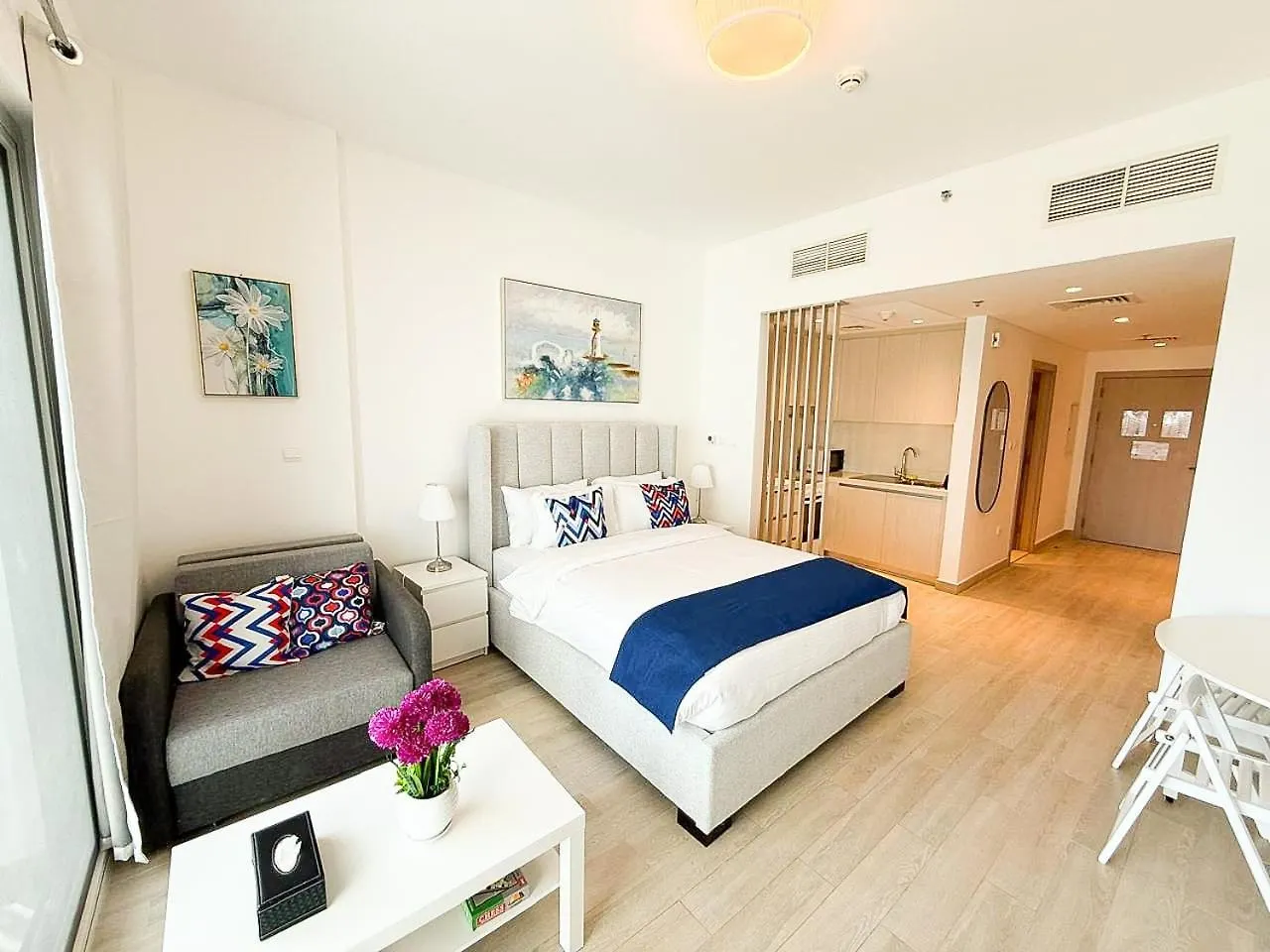 Yas Island Waters Edge Studio Abu Dzabi